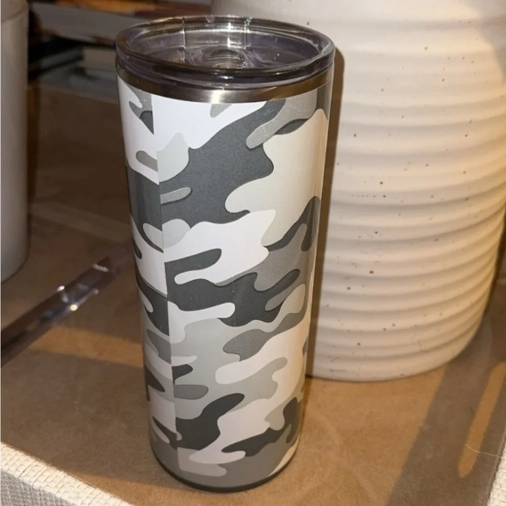 Swig Life Incognito‎ Camo 20oz Triple Insulated Stainless Steel Tumbler